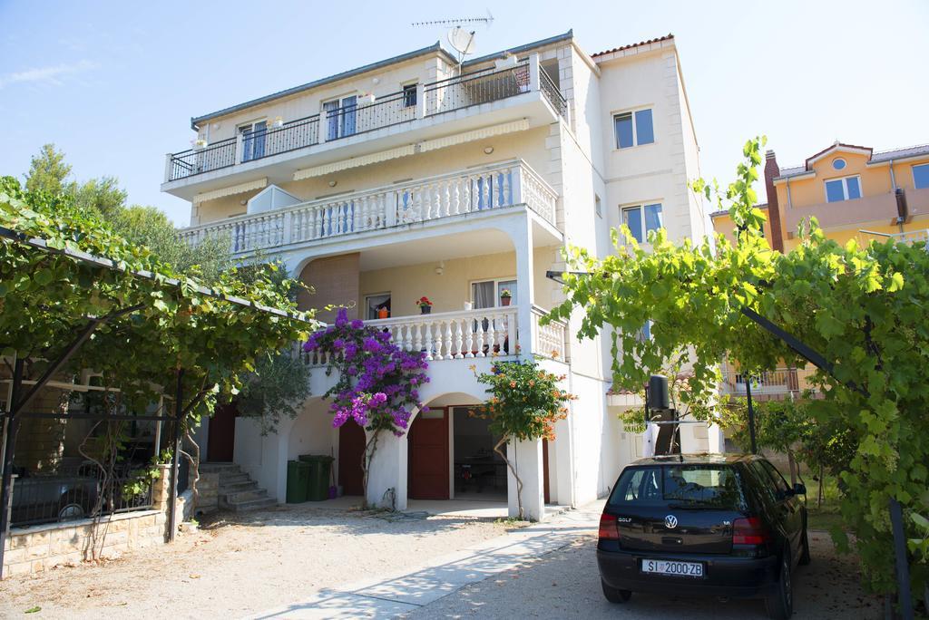 Apartments Vukusic Zaboric Luaran gambar
