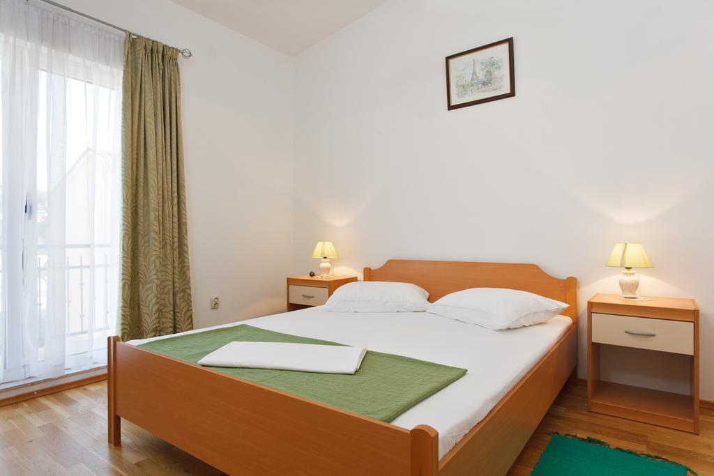Apartments Vukusic Zaboric Bilik gambar