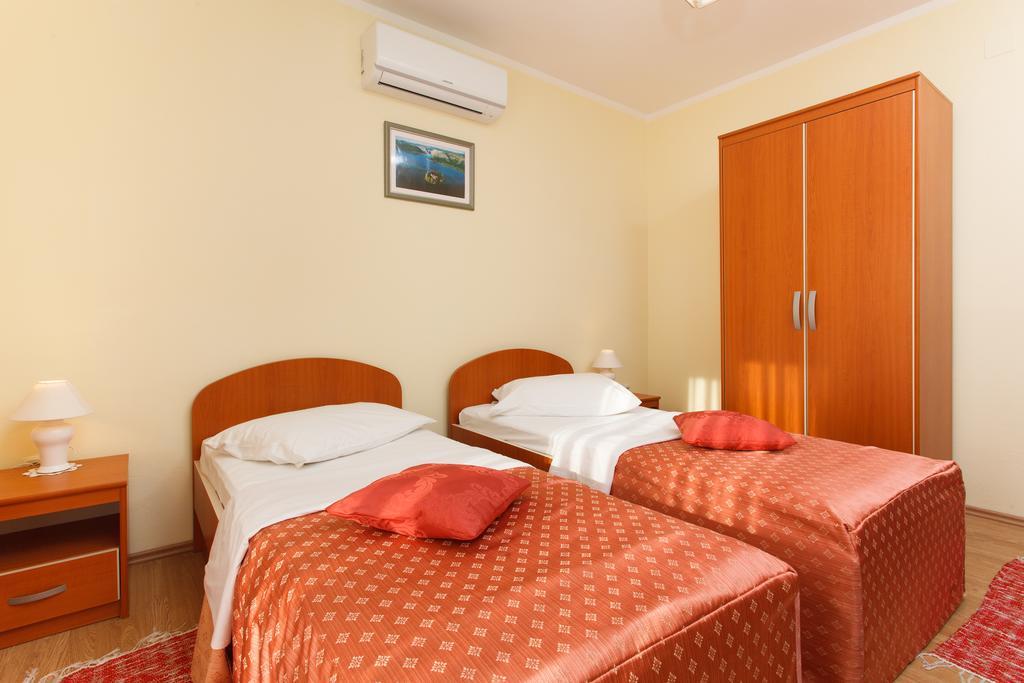Apartments Vukusic Zaboric Bilik gambar