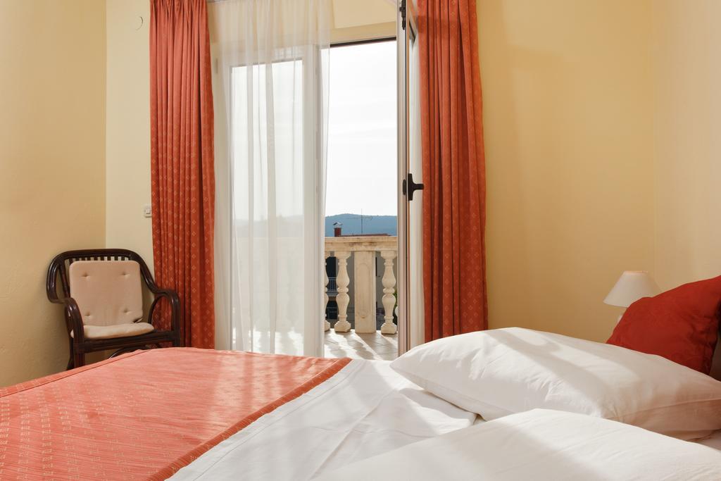 Apartments Vukusic Zaboric Bilik gambar